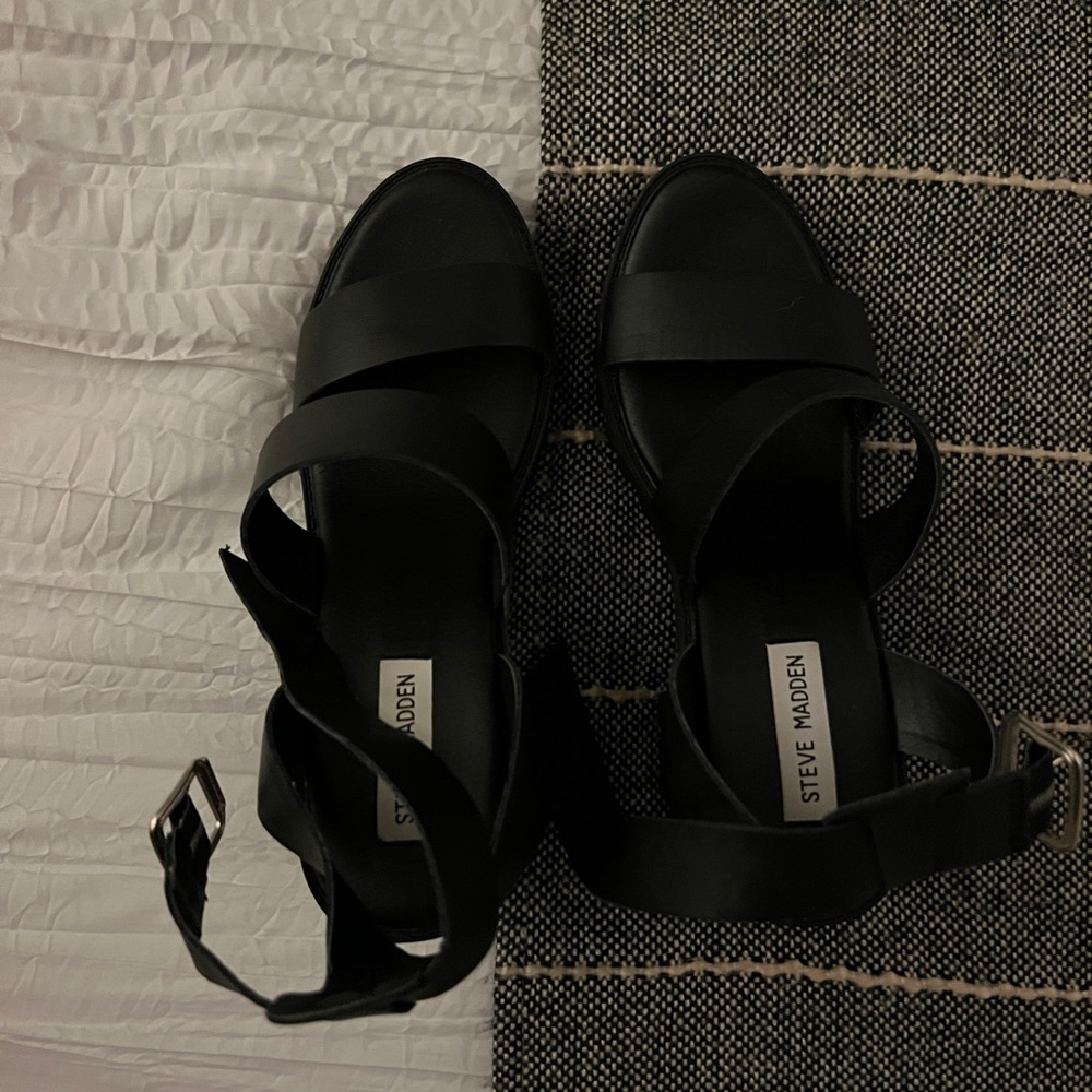 Steve Madden Chunky Black Heel